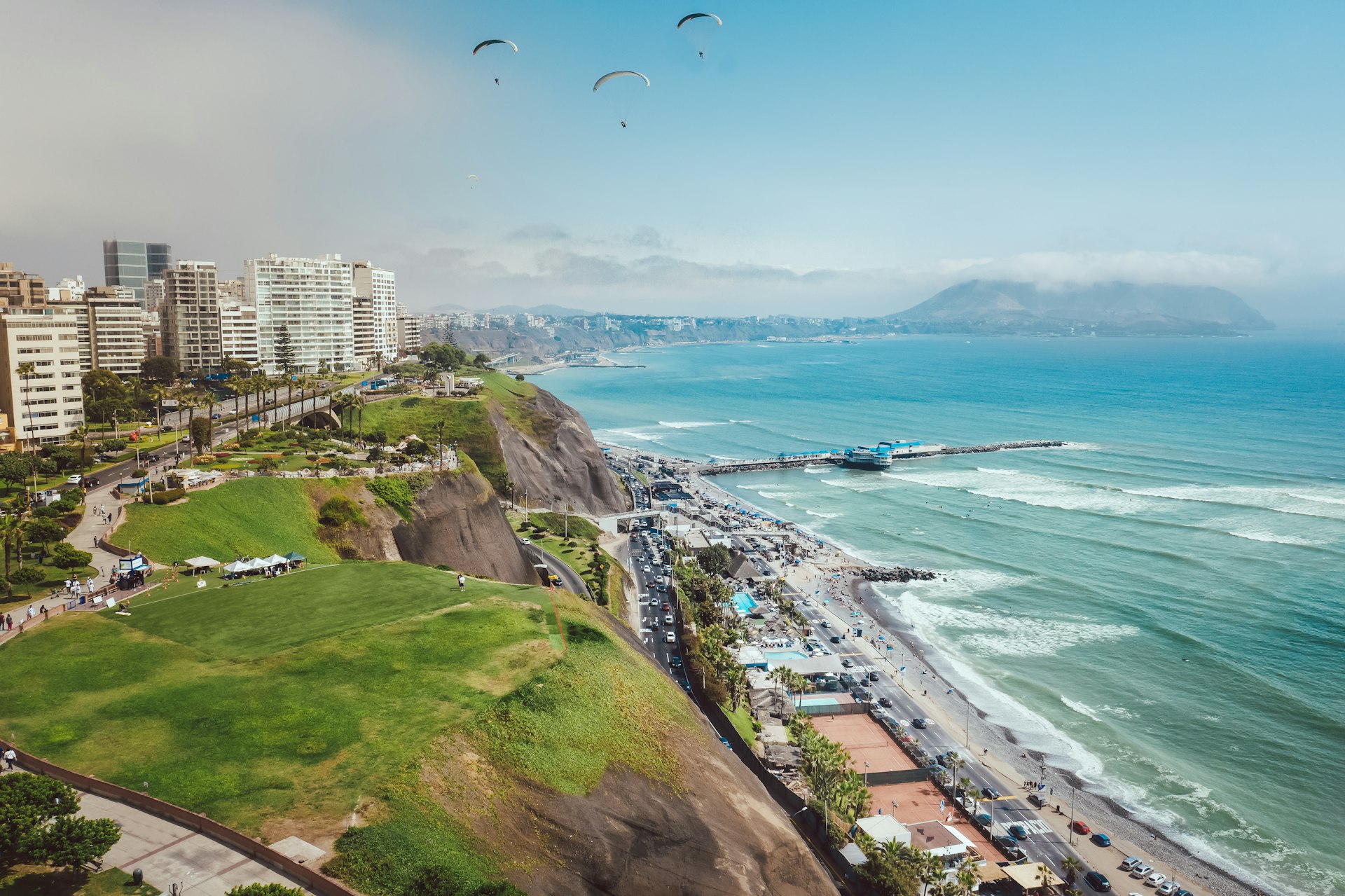 Malecón de Miraflores y el océano Pacífico, Lima